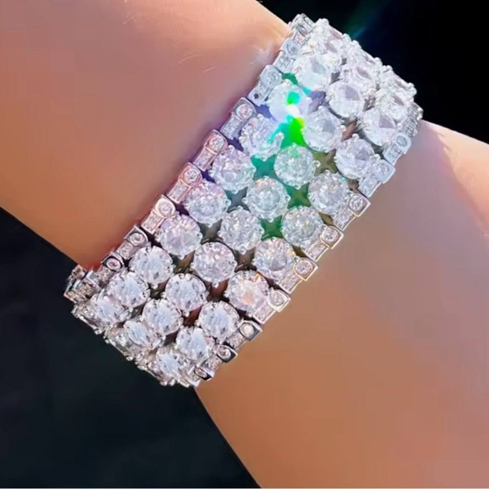 58ct Cuff Bracelet